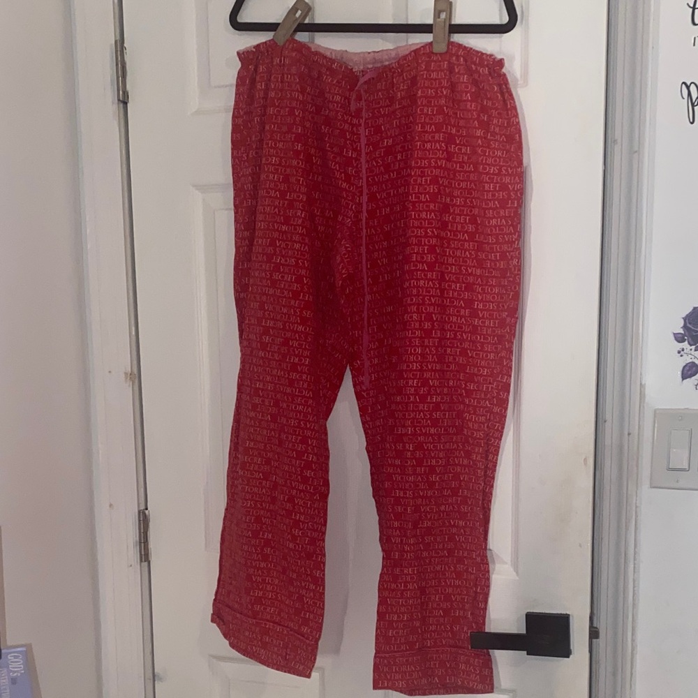 Victoria's Secret Red Logo-Print Lounge Pajama Pants